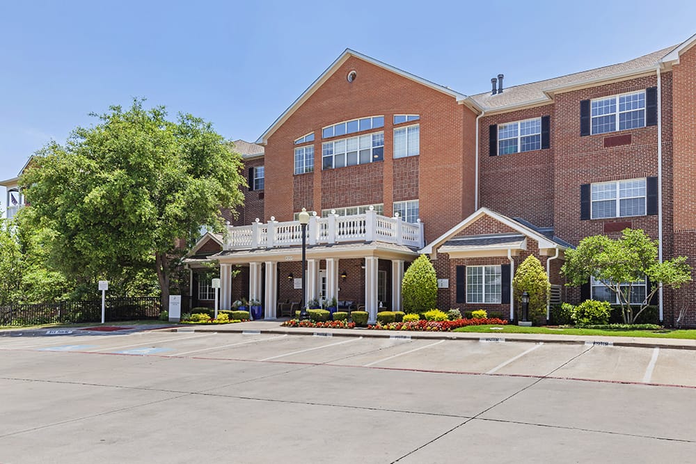 Brookdale Westover Hills | Assisted Living and Memory Care in Ft. Worth, TX