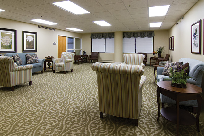 meridian-englewood-3-snf-living-room