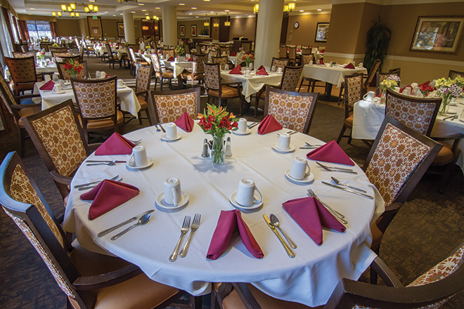 Brookdale Meridian Englewood Skilled Nursing Dining Room