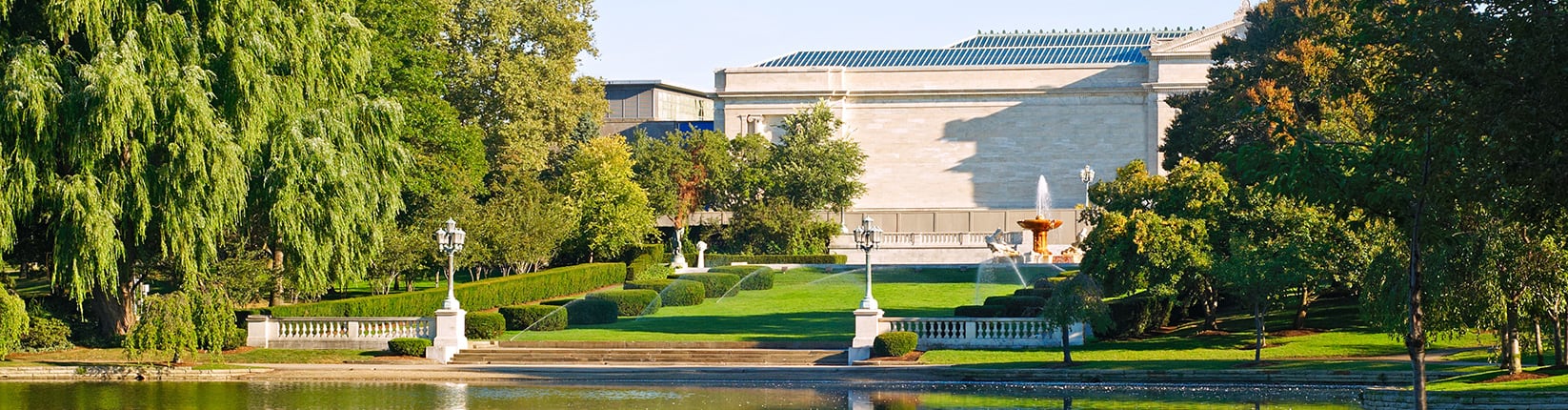 Cleveland art museum and pond