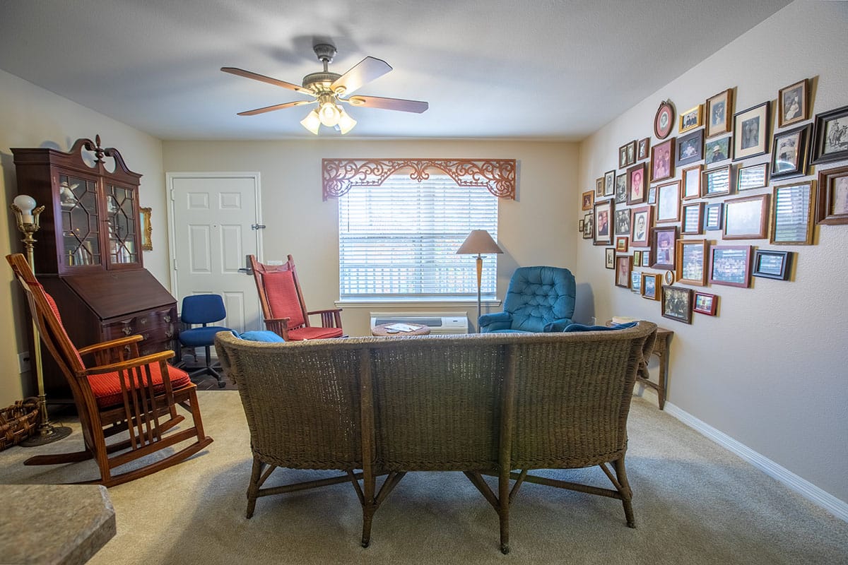  Make It Mine Season 4 Episode 1 before photo