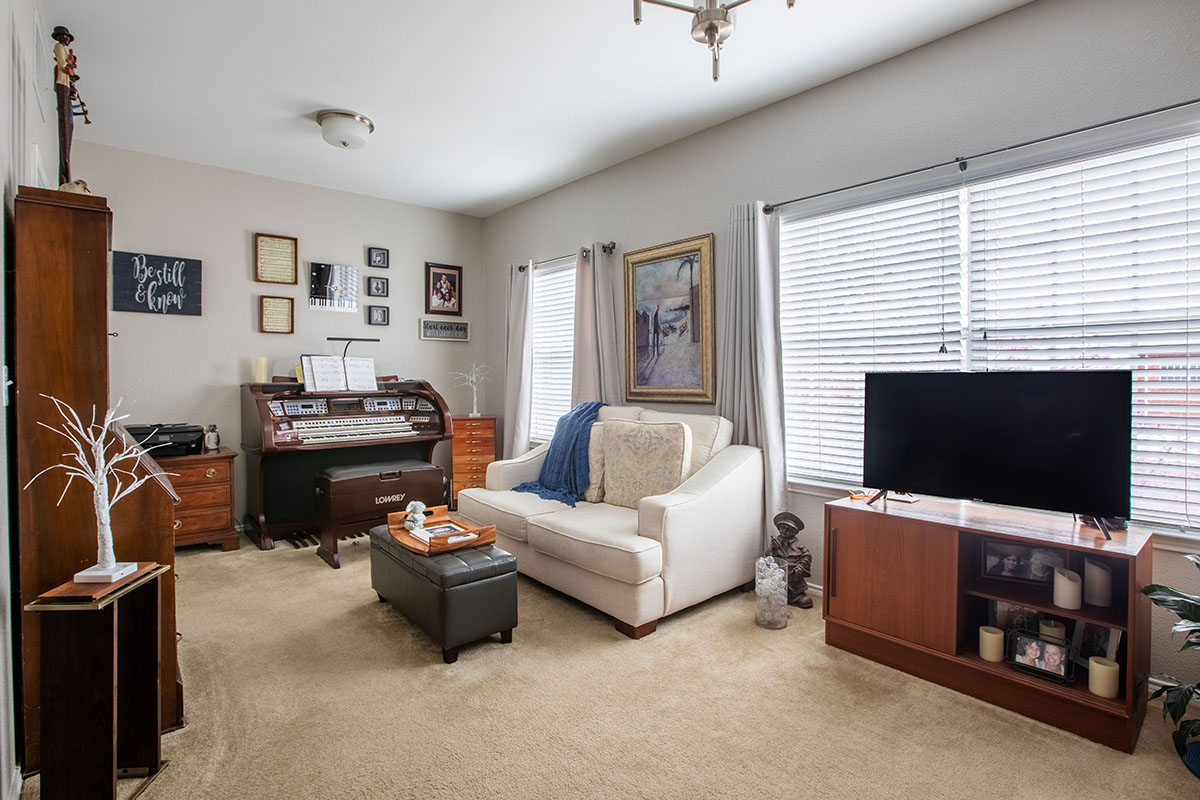  Make It Mine Season 6 Episode 5 Before Photo
